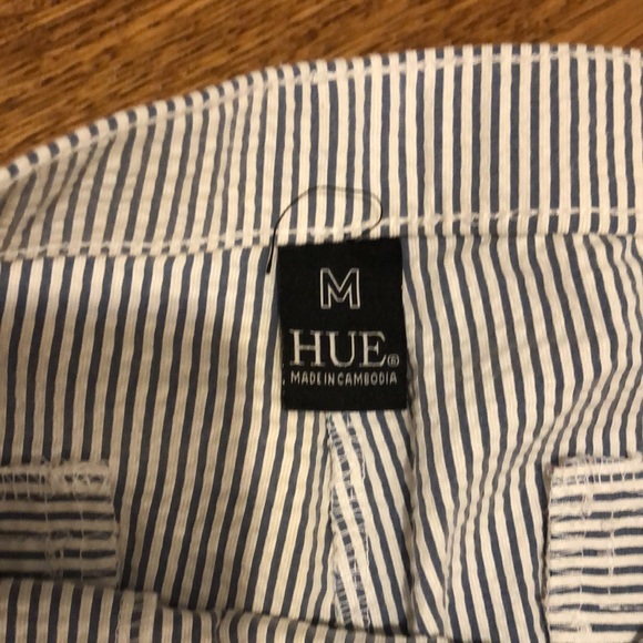 Seersucker Capri Pants - Picture 3 of 4